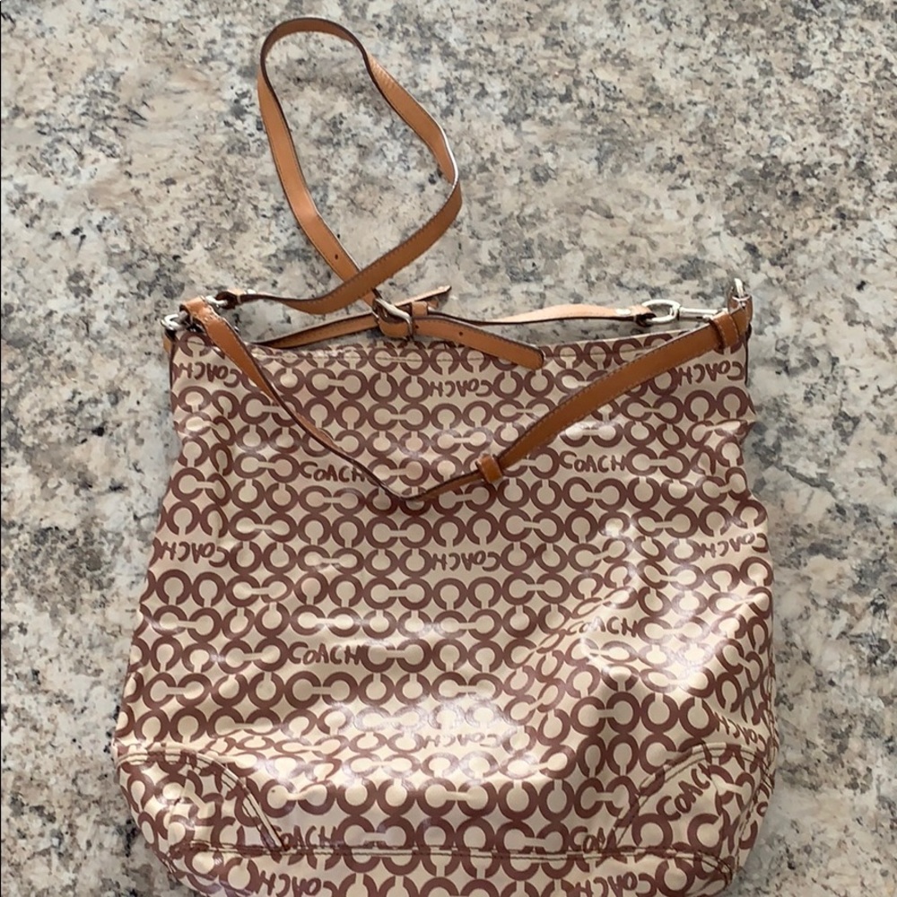 Coach crossbody/shoulder purse